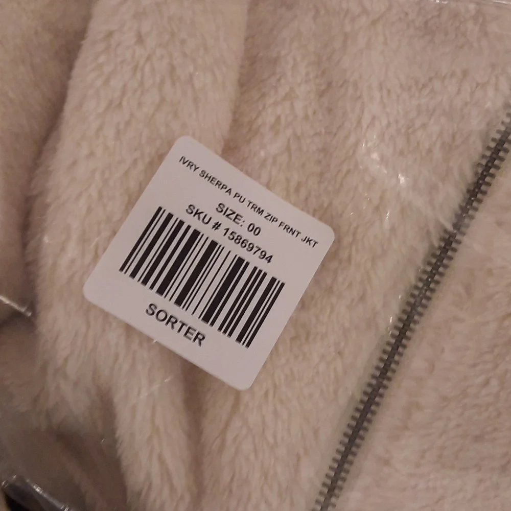 Torrid Faux Shearling Zip Front Trim Contrast Jacket - Picture 7 of 9